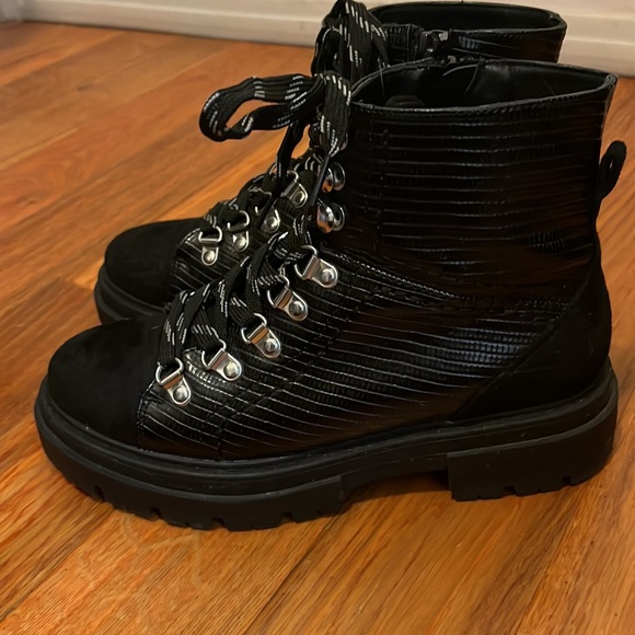 Glamorous flat hiker boots in black croc suede mix size 6 - Picture 7 of 8